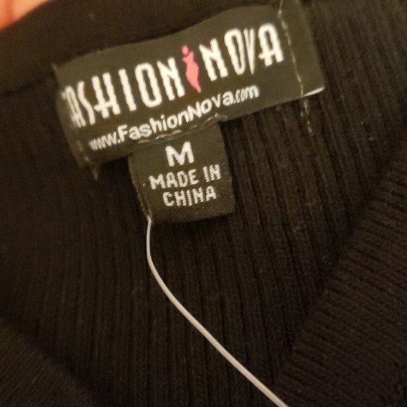 Beautiful black Fashion Nova Dress - Picture 9 of 9